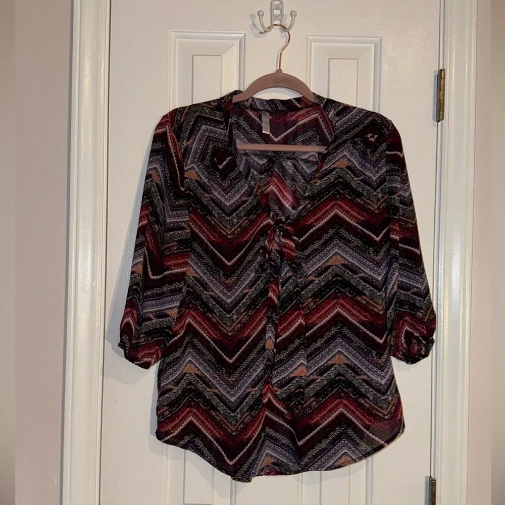 Xhilaration semi sheer colorful blouse, V-neck with tie, 3/4 sleeves, Size Large_11